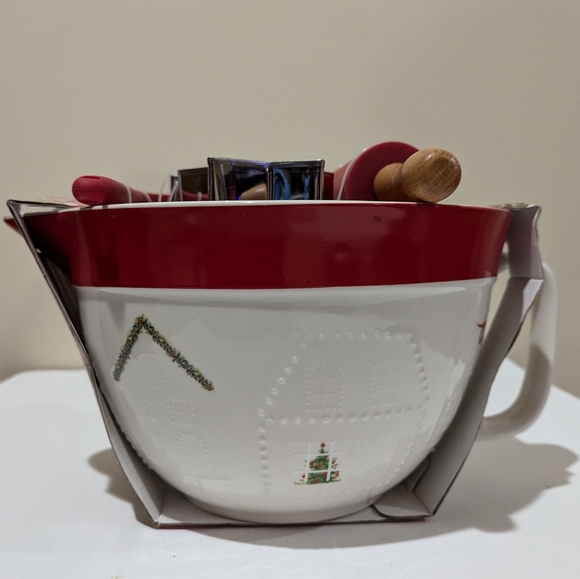 NEW The Bakeshop Mixing Jug & Baking Utensil Set - Picture 6 of 8